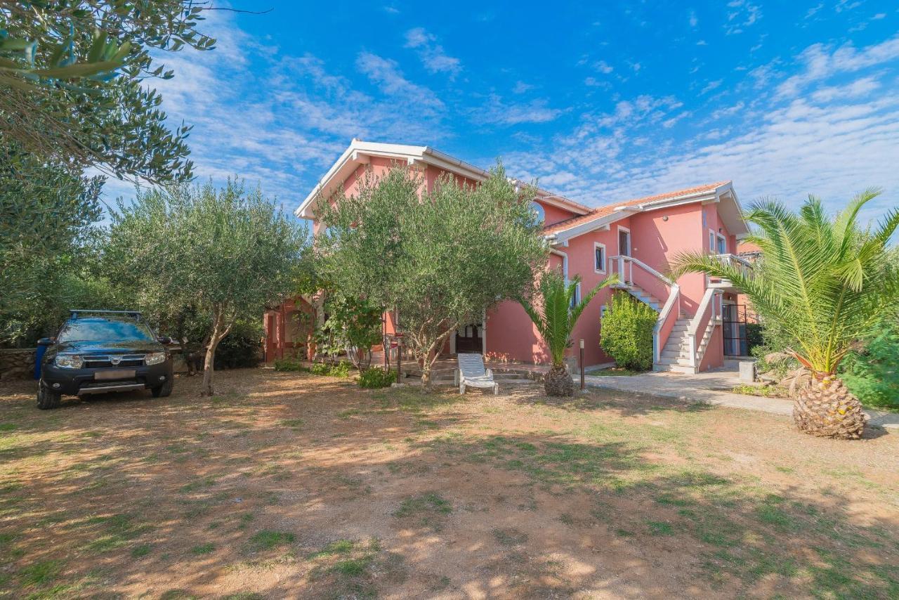 Apartments Puskaric Vir Exterior photo