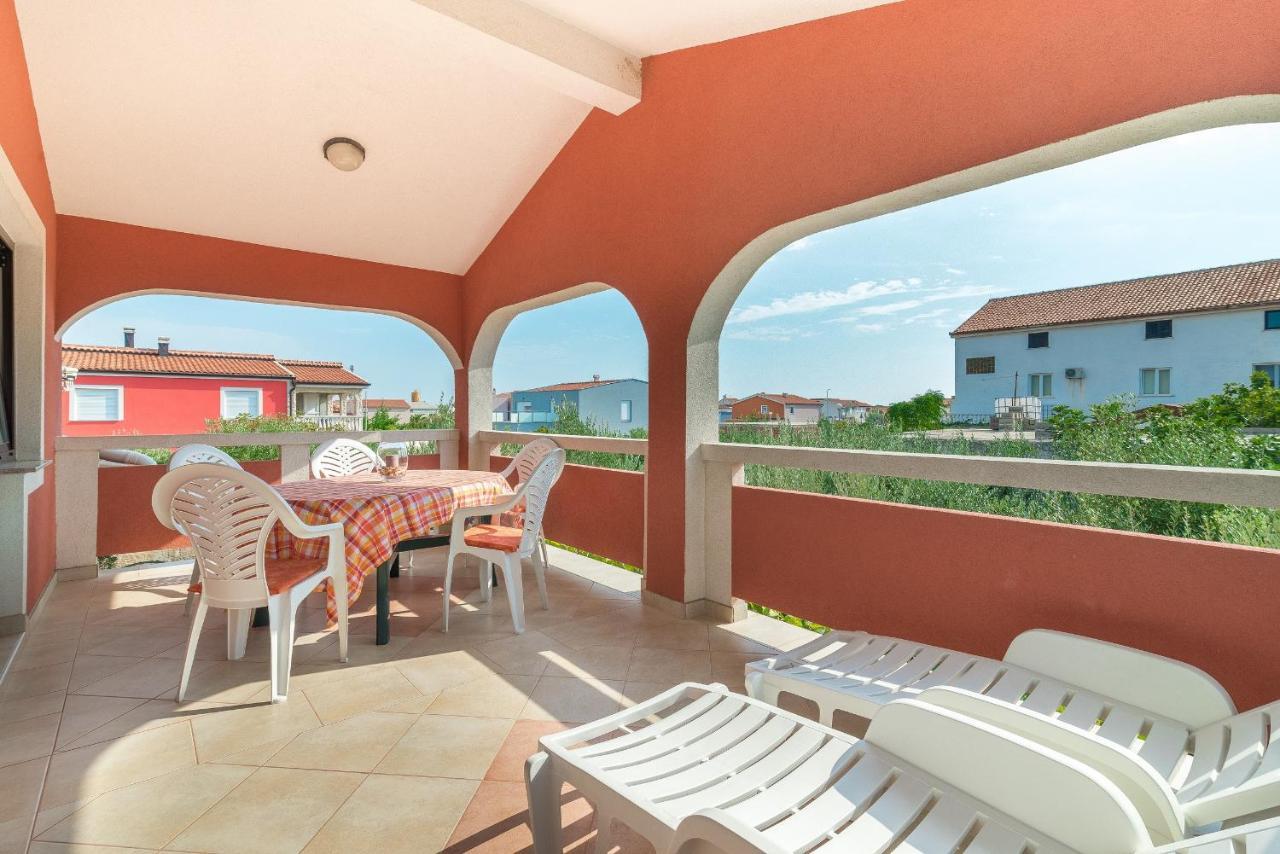 Apartments Puskaric Vir Exterior photo